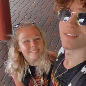 Meet your Posher, Blake